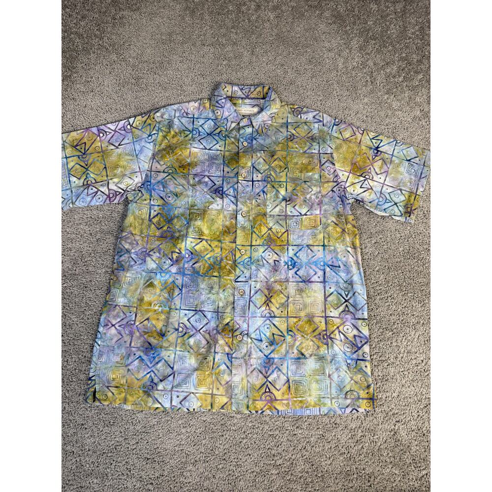 Island Republic Shirt Mens M Pastel Polynesian Tribal Short Sleeve Button Up